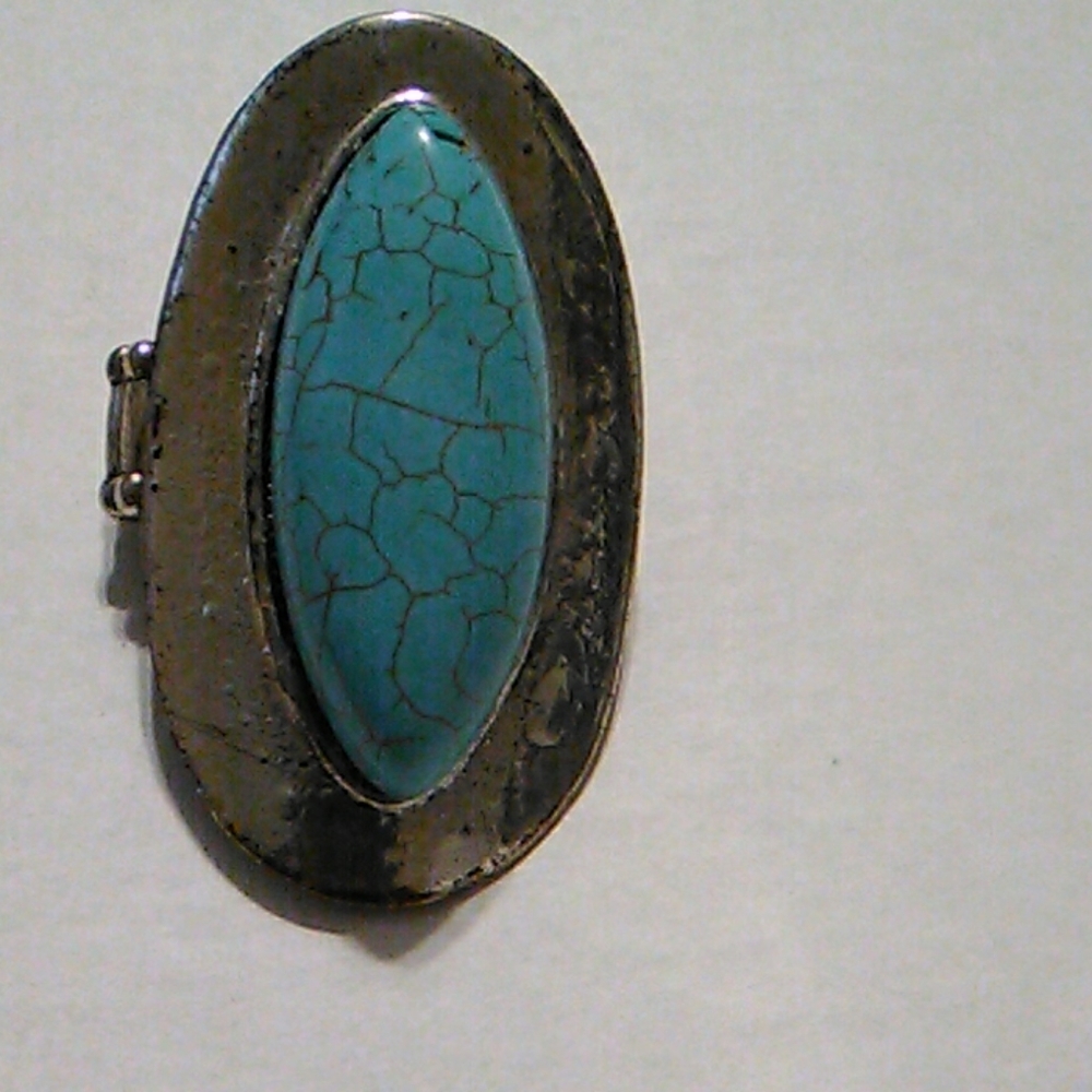 Faux turquoise ring - Picture 5 of 5